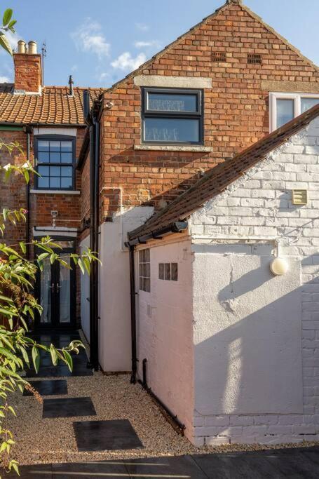 No6 - Beverley - Elegant Townhouse - Central Location エクステリア 写真
