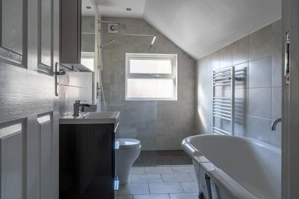 No6 - Beverley - Elegant Townhouse - Central Location エクステリア 写真