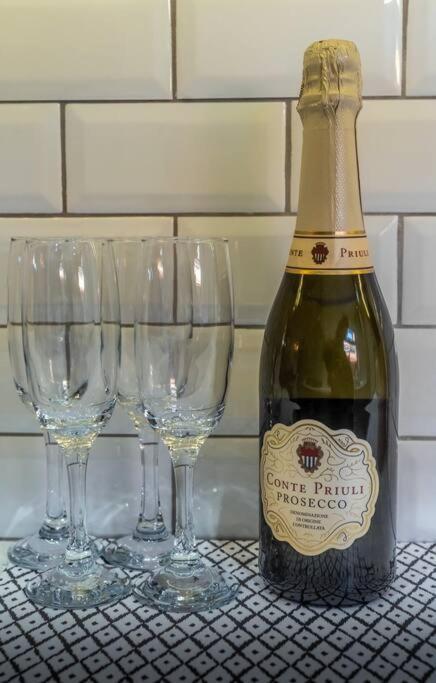 No6 - Beverley - Elegant Townhouse - Central Location エクステリア 写真